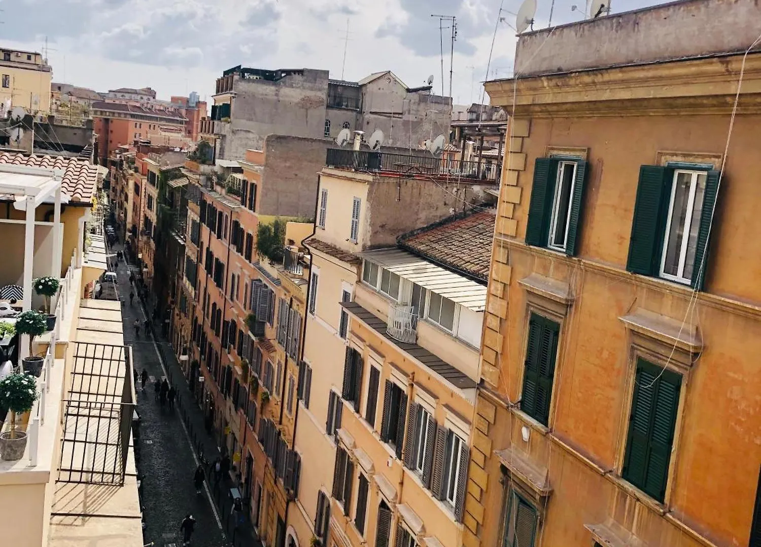 Lovely Studio Near Colosseum ローマ